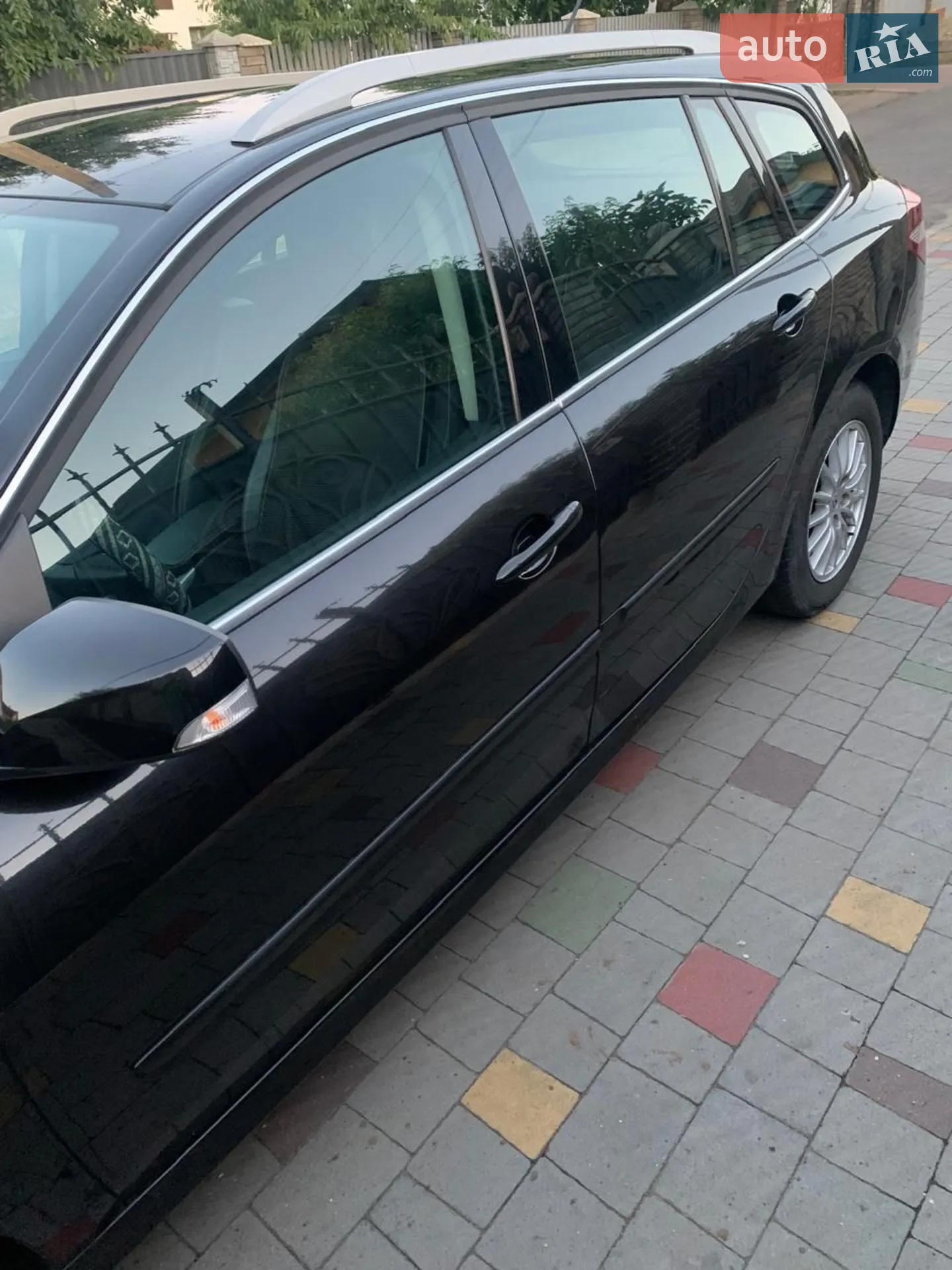 2012 Renault Laguna - мініатюра 2