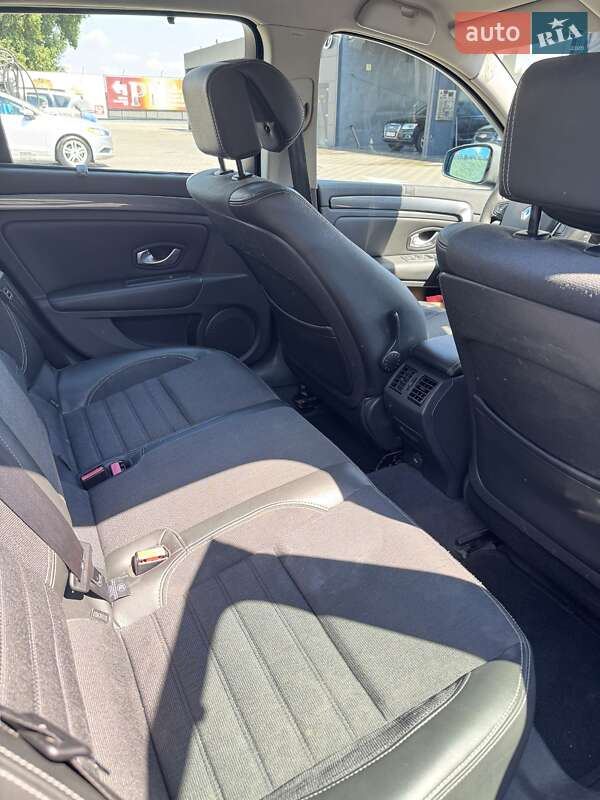 Универсал Renault Laguna 2010 в Софиевской Борщаговке фото 29 Универсал Renault Laguna 2010 в Софиевской Борщаговке