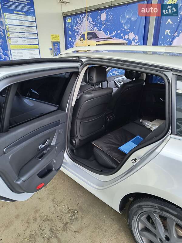 Универсал Renault Laguna 2009 в Ивано-Франковске