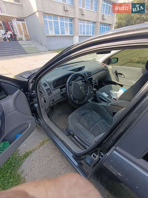 Ліфтбек Renault Laguna 2002 в Києві