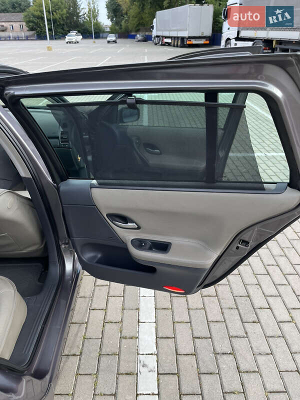 Универсал Renault Laguna 2003 в Тернополе