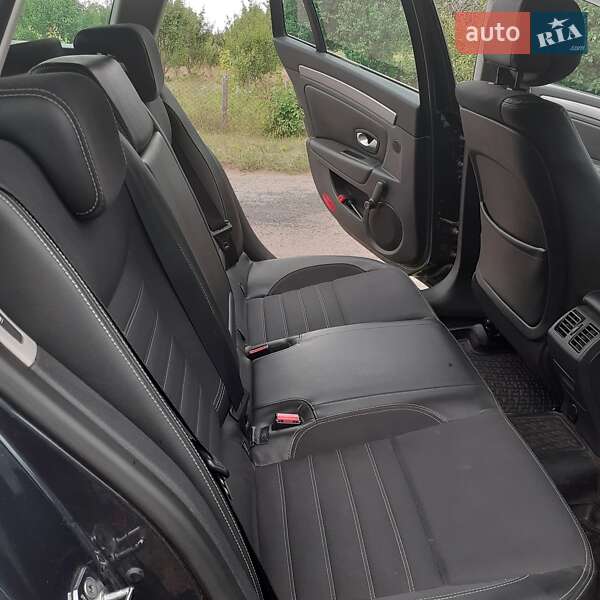 Универсал Renault Laguna 2012 в Каменском