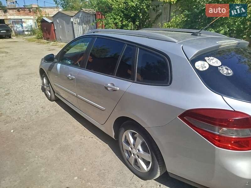 Универсал Renault Laguna 2007 в Луцке фото 5 Универсал Renault Laguna 2007 в Луцке