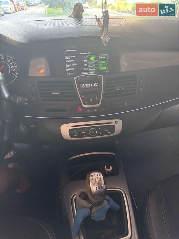 Универсал Renault Laguna 2014 в Черновцах