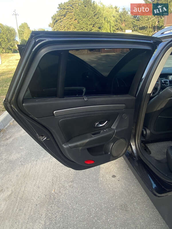 Універсал Renault Laguna 2011 в Віті-Поштовій