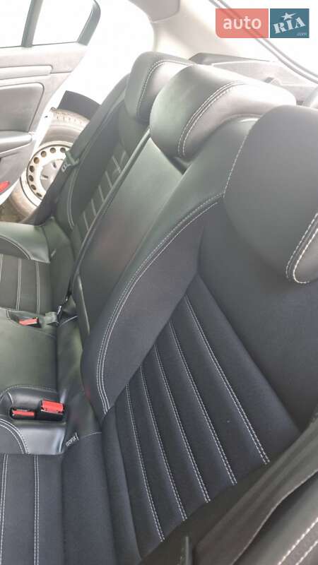 Ліфтбек Renault Laguna 2014 в Львові