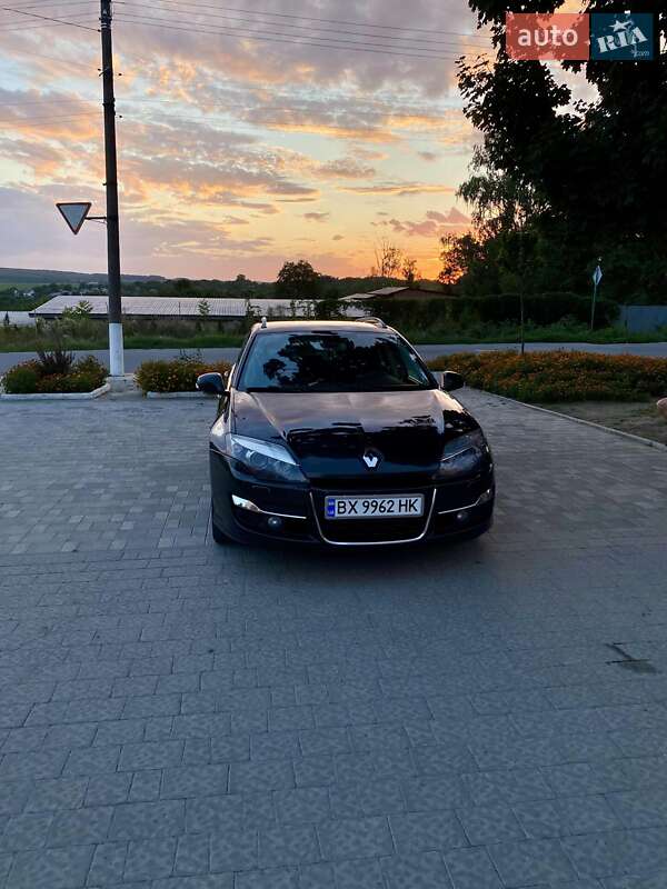 Универсал Renault Laguna 2011 в 