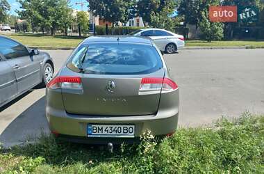 Лифтбек Renault Laguna 2010 в 