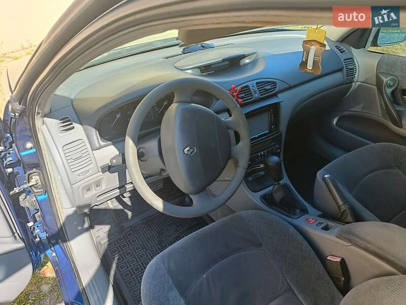 Универсал Renault Laguna 2002 в Ивано-Франковске