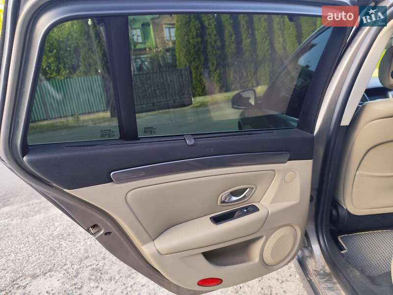 Универсал Renault Laguna 2009 в Львове фото 13 Универсал Renault Laguna 2009 в Львове