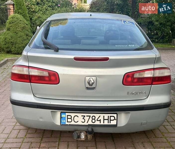 Лифтбек Renault Laguna 2002 в Львове