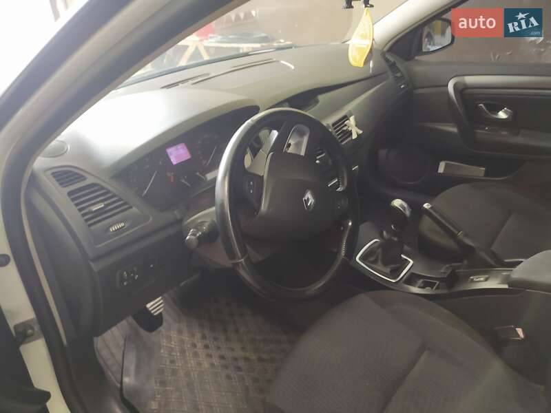 Лифтбек Renault Laguna 2008 в Киеве