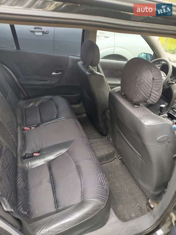 Универсал Renault Laguna 2002 в Новомосковске фото 9 Универсал Renault Laguna 2002 в Новомосковске