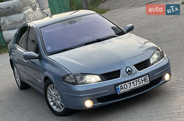 Ліфтбек Renault Laguna 2006 в Чернівцях
