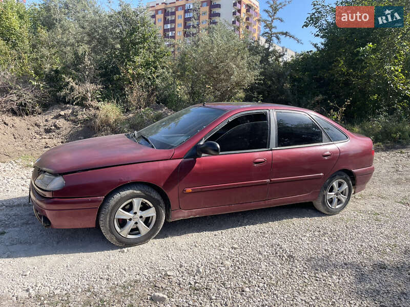 Ліфтбек Renault Laguna 1995 в Тернополі