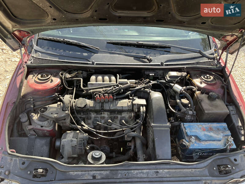 Ліфтбек Renault Laguna 1995 в Тернополі