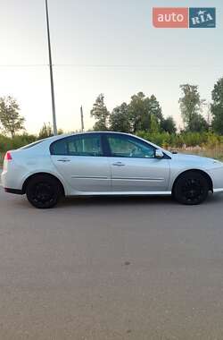 Ліфтбек Renault Laguna 2008 в 