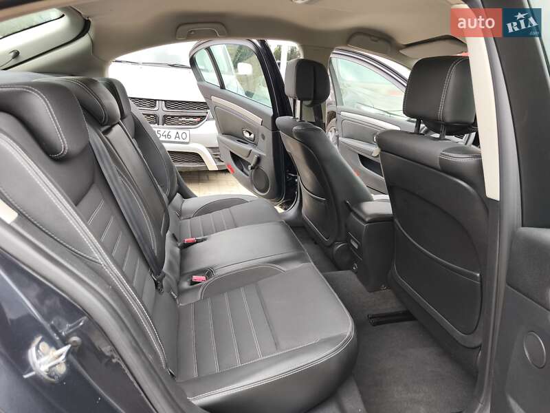 Лифтбек Renault Laguna 2011 в Днепре