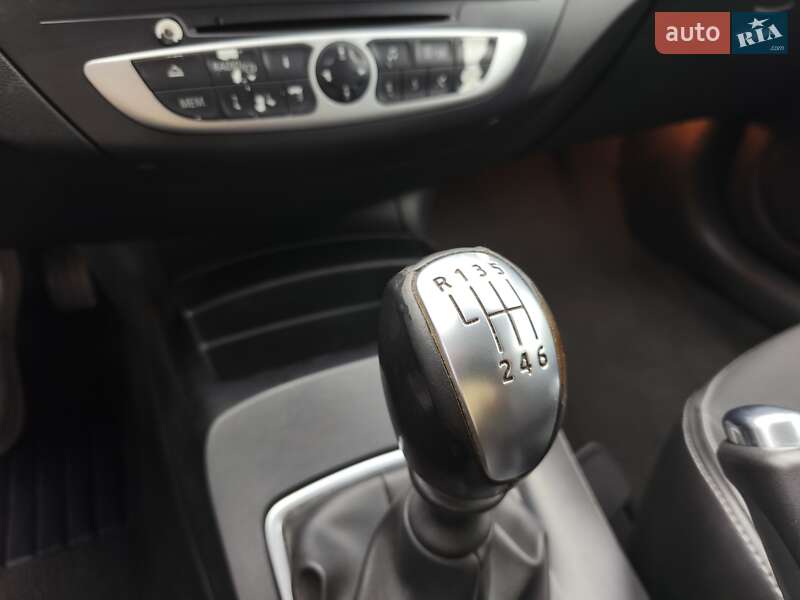 Лифтбек Renault Laguna 2011 в Днепре