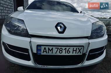 Лифтбек Renault Laguna 2011 в 