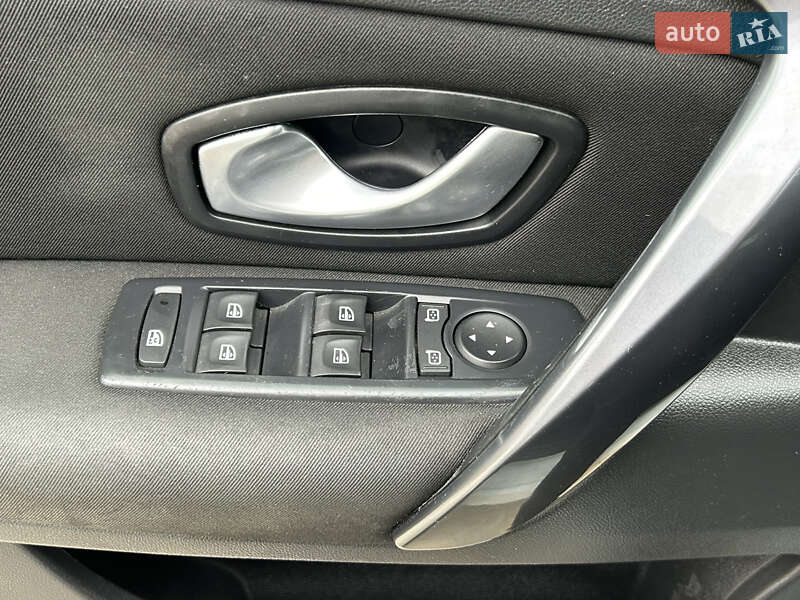 Универсал Renault Laguna 2010 в Львове