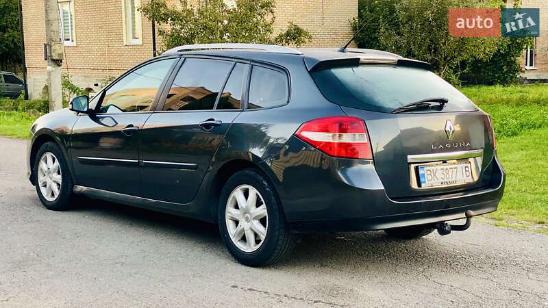Универсал Renault Laguna 2008 в Ровно