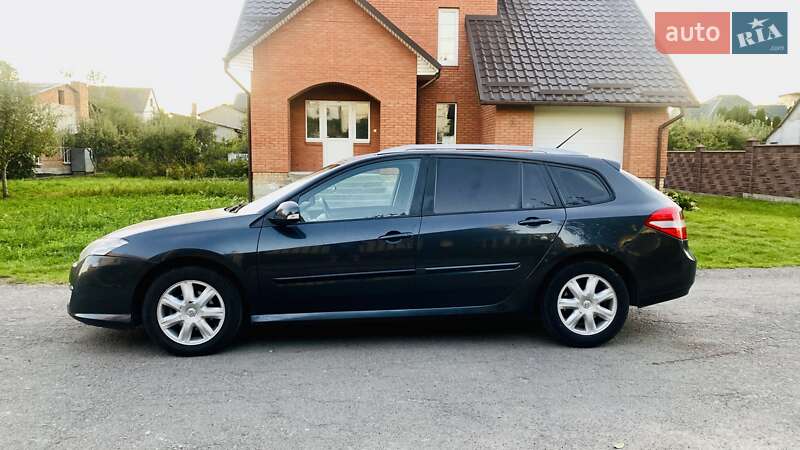 Универсал Renault Laguna 2008 в Ровно