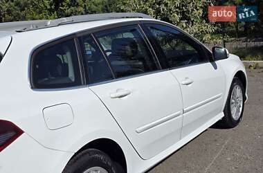 Универсал Renault Laguna 2011 в 