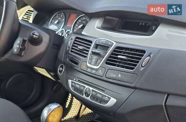 Универсал Renault Laguna 2011 в 
