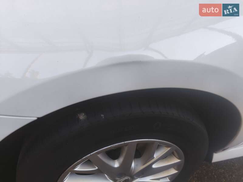 Универсал Renault Laguna 2015 в Киеве