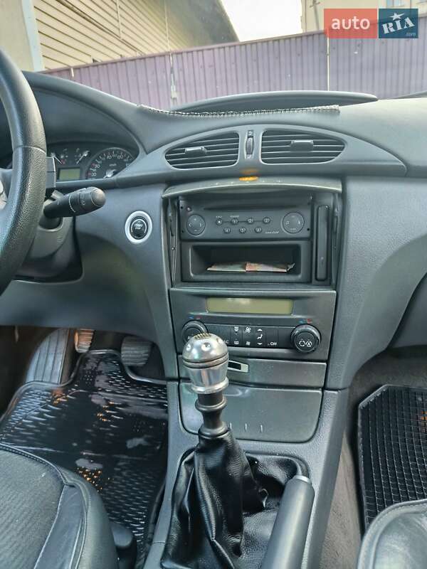 Универсал Renault Laguna 2004 в Черновцах