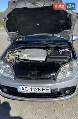 Лифтбек Renault Laguna 2008 в 