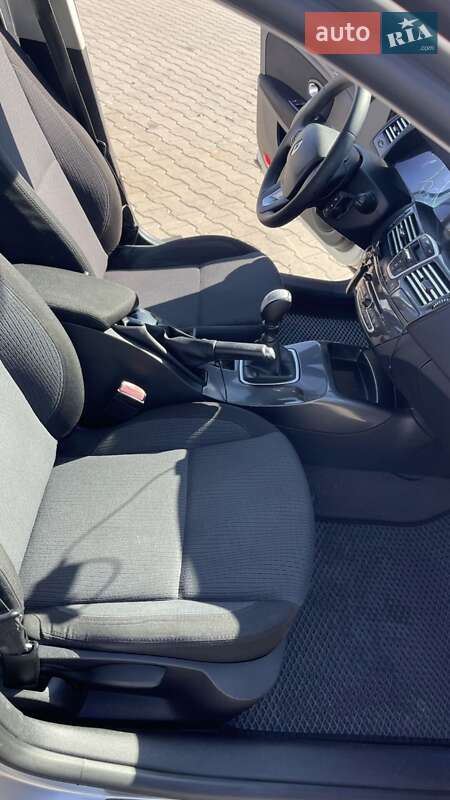 Лифтбек Renault Laguna 2008 в Луцке