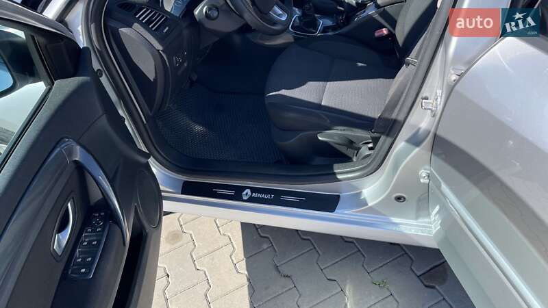 Лифтбек Renault Laguna 2008 в Луцке