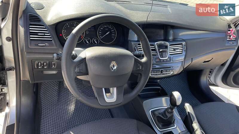 Лифтбек Renault Laguna 2008 в Луцке