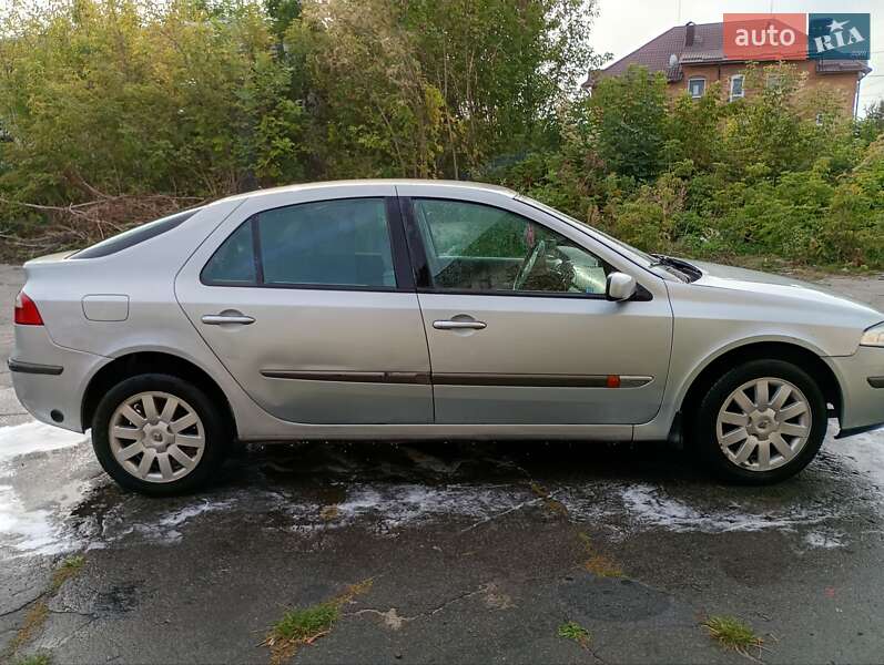 Лифтбек Renault Laguna 2001 в Сарнах фото 5 Лифтбек Renault Laguna 2001 в Сарнах