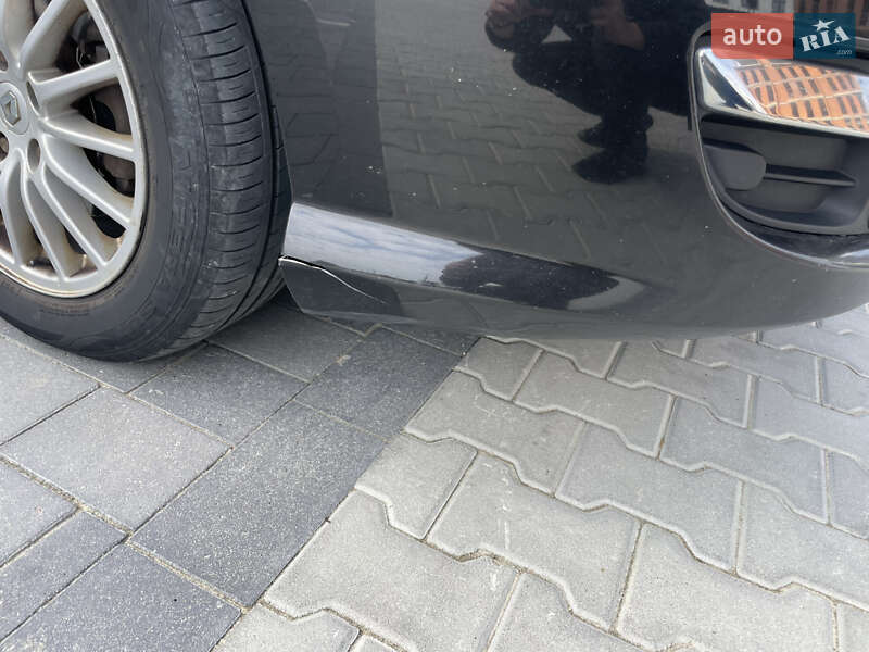 Универсал Renault Laguna 2012 в Городке
