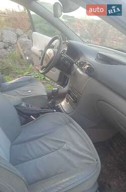 Универсал Renault Laguna 2001 в 
