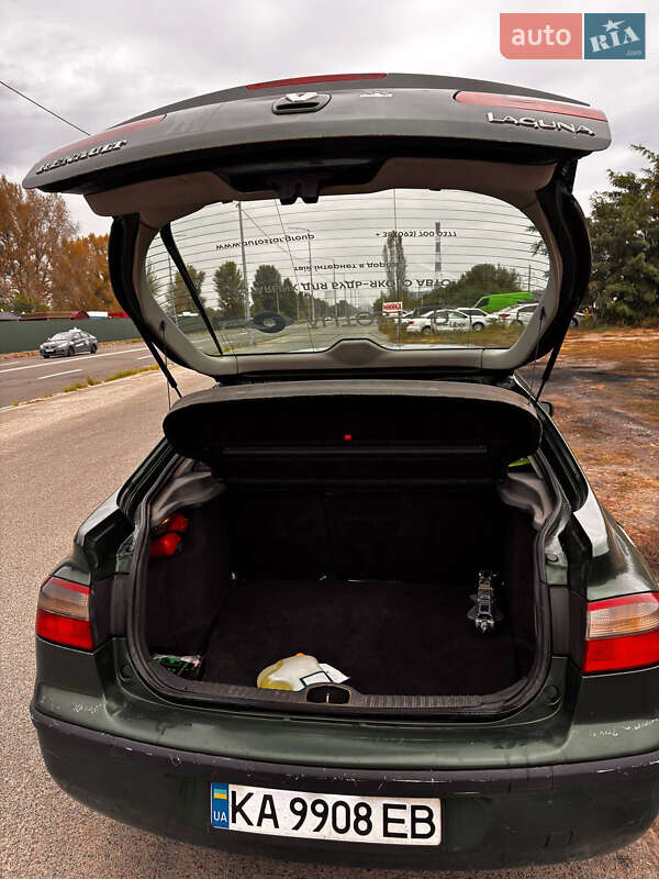Лифтбек Renault Laguna 2001 в Киеве