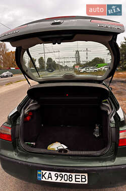 Лифтбек Renault Laguna 2001 в 