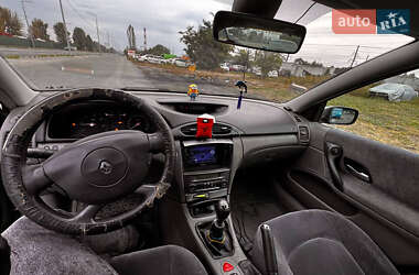 Лифтбек Renault Laguna 2001 в 