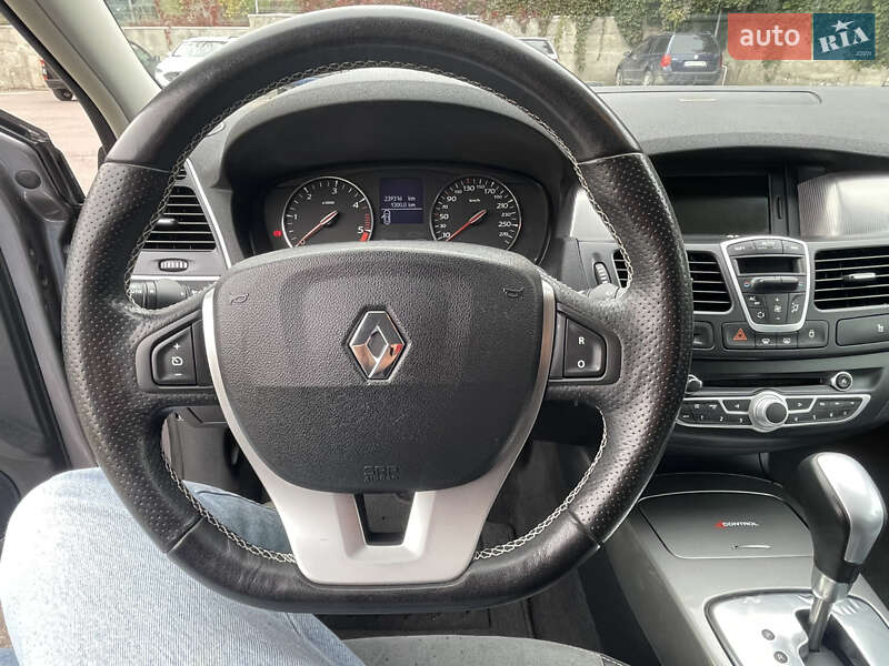 Универсал Renault Laguna 2012 в Ровно