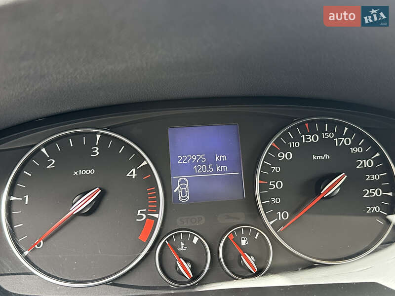 Универсал Renault Laguna 2012 в Луцке фото 20 Универсал Renault Laguna 2012 в Луцке
