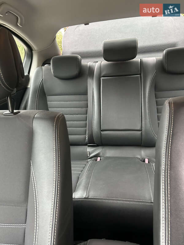 Лифтбек Renault Laguna 2010 в Киеве