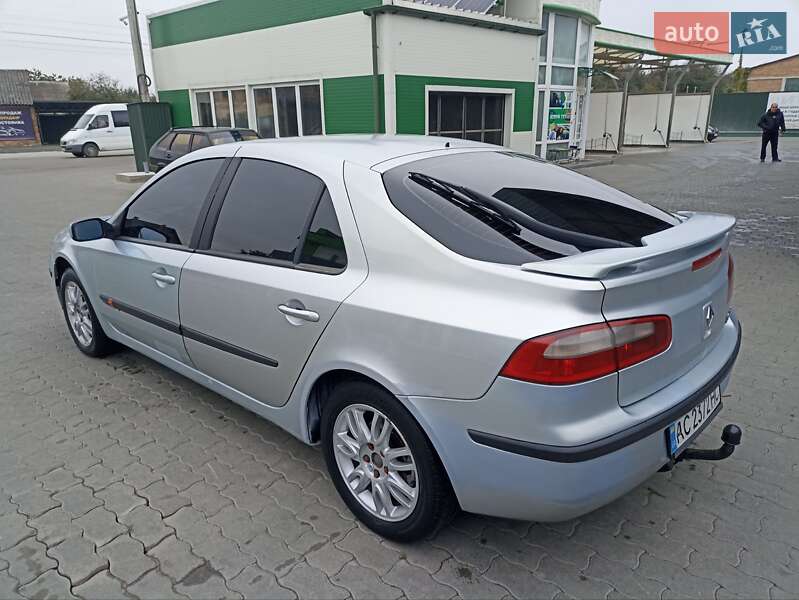 Лифтбек Renault Laguna 2002 в 