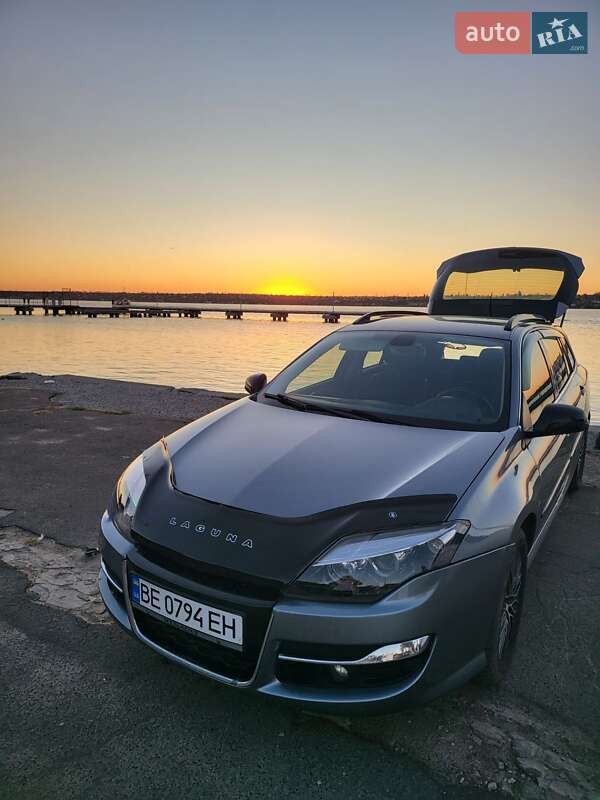 Renault Laguna 2012