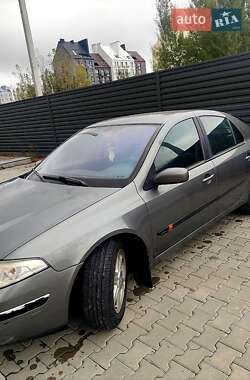 Лифтбек Renault Laguna 2002 в Киеве