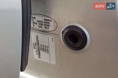 Лифтбек Renault Laguna 2001 в 