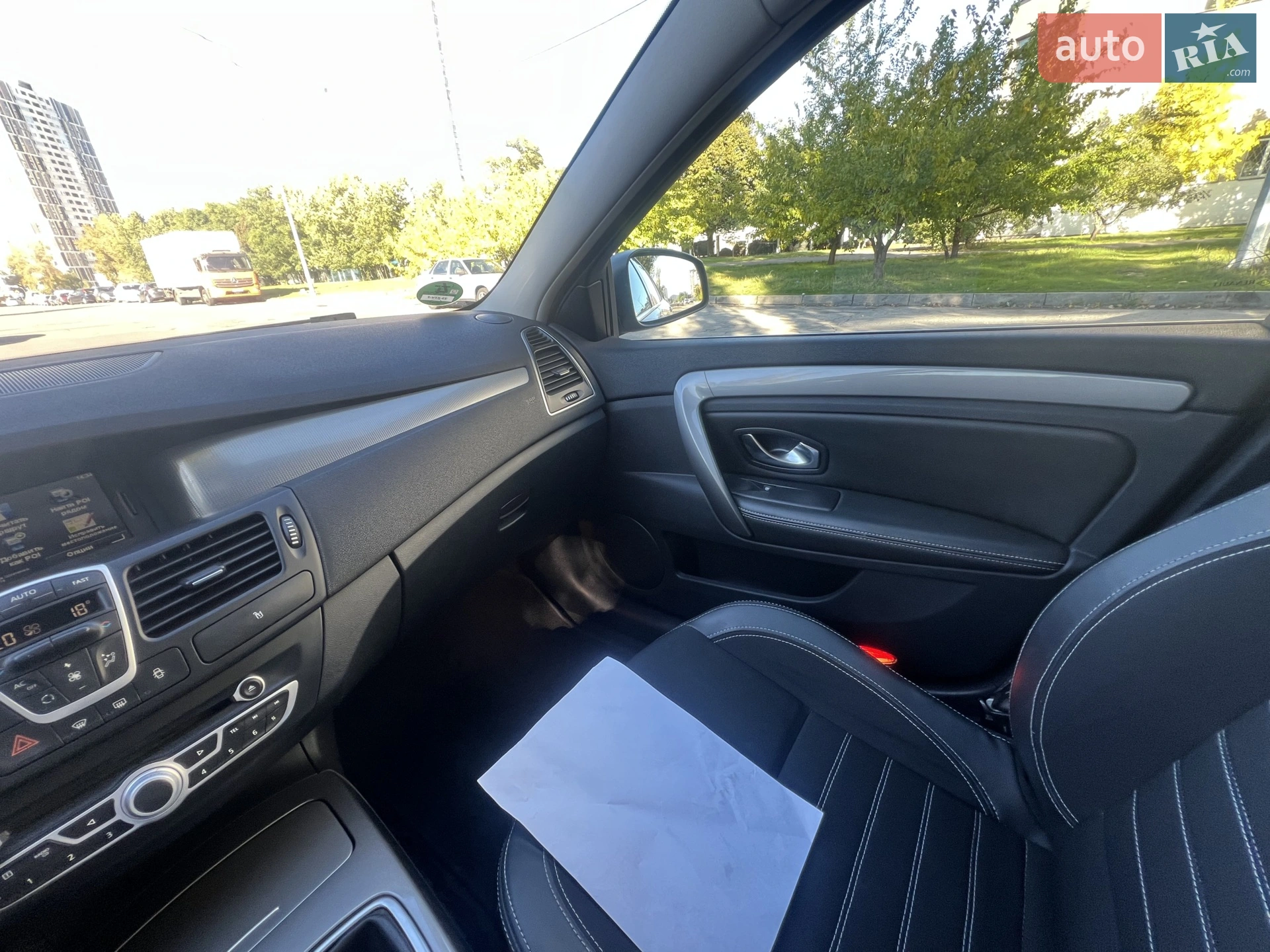 2013 Renault Laguna - мініатюра 22