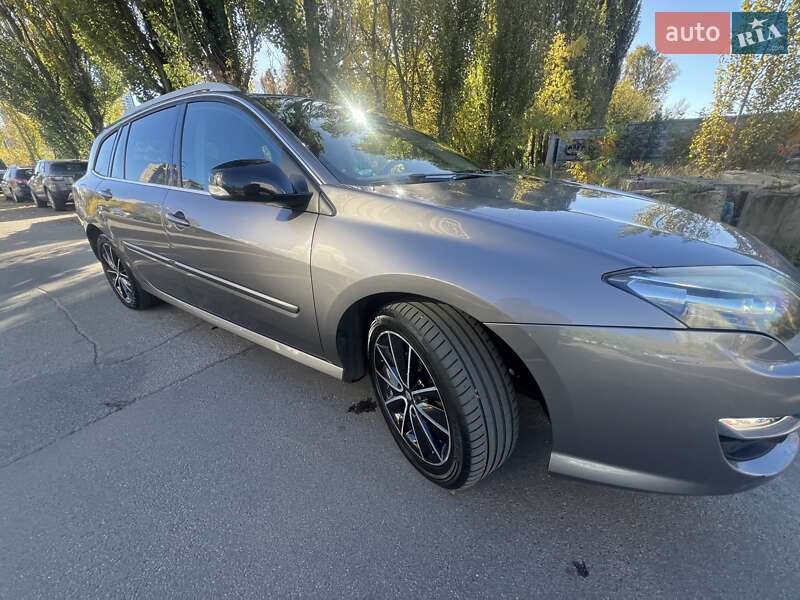 Універсал Renault Laguna 2013 в Києві фото 30 Універсал Renault Laguna 2013 в Києві
